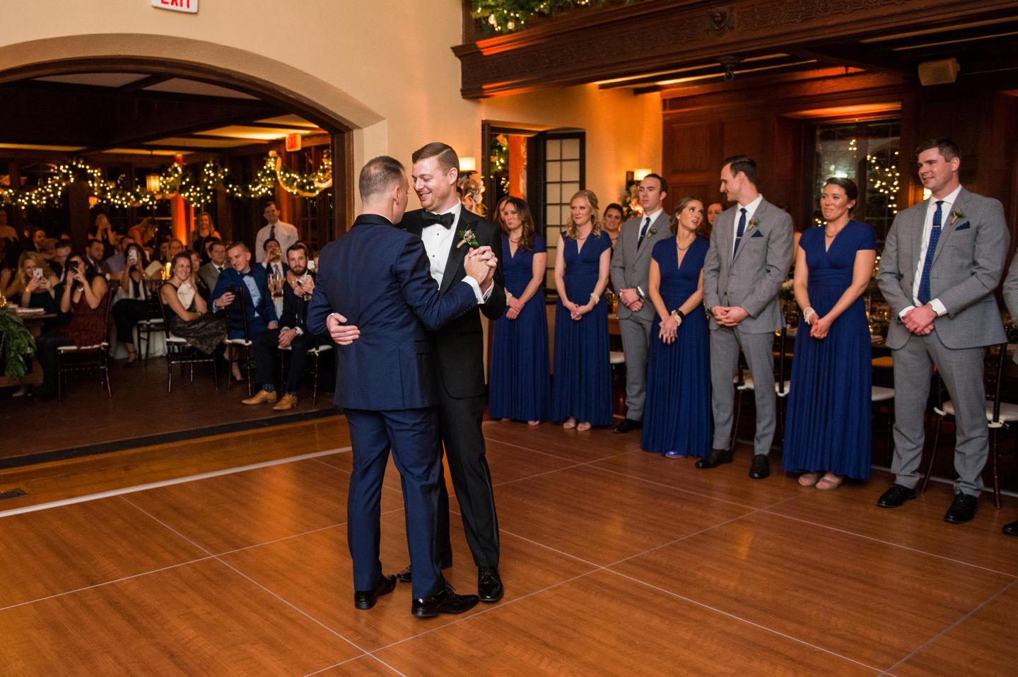 A groom and groom's first dance