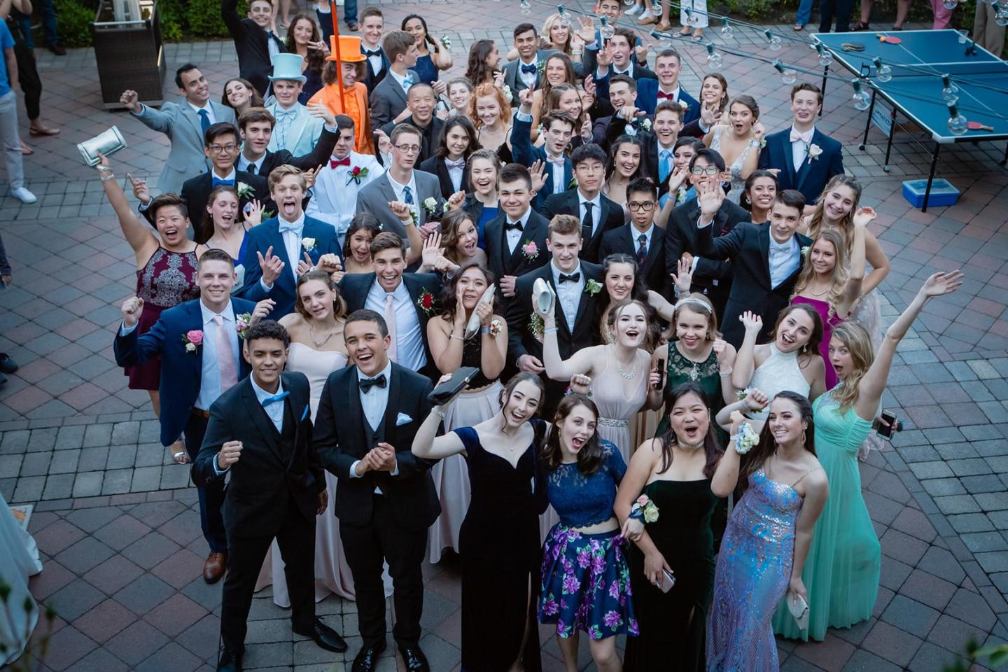 Group shot of prom people 