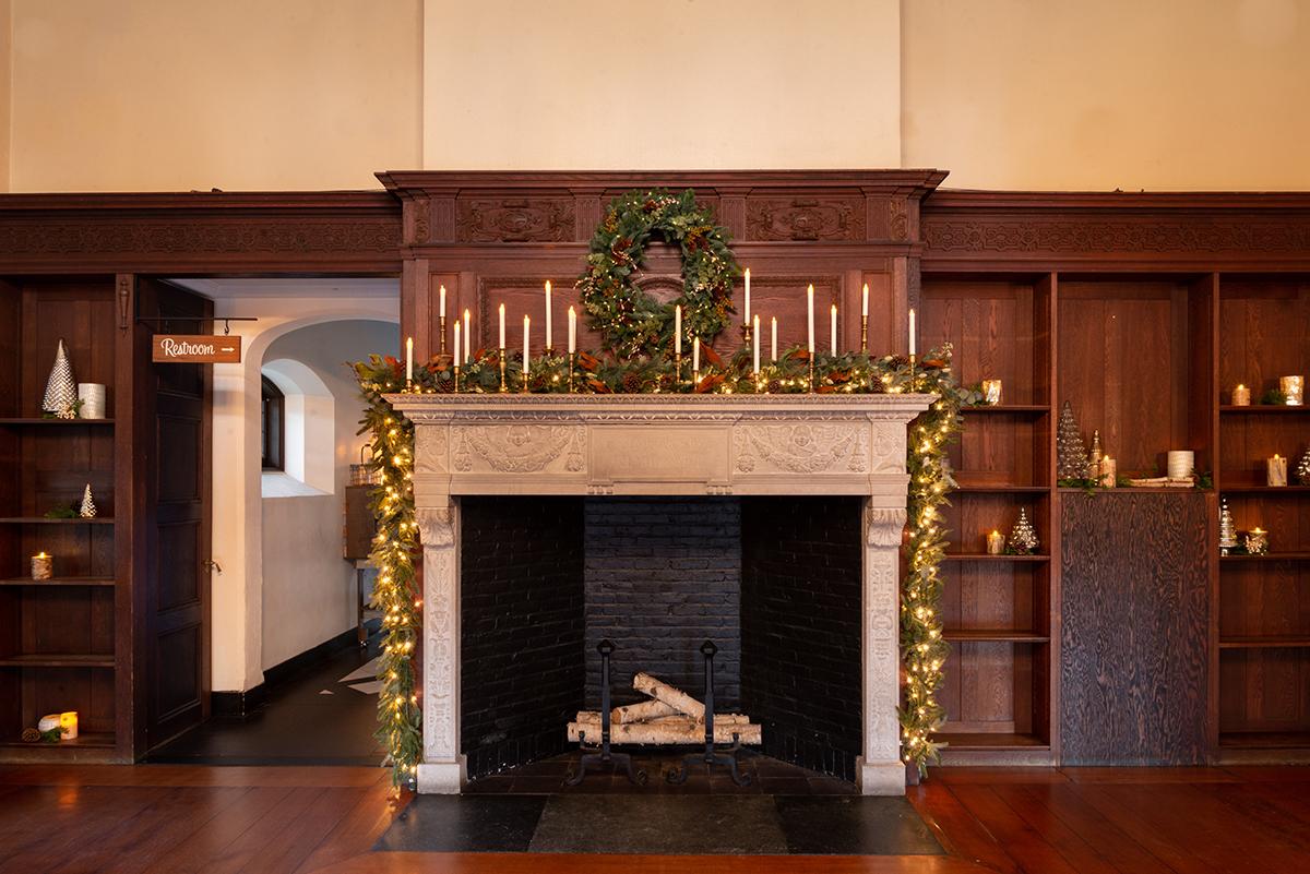 great room mantel decor