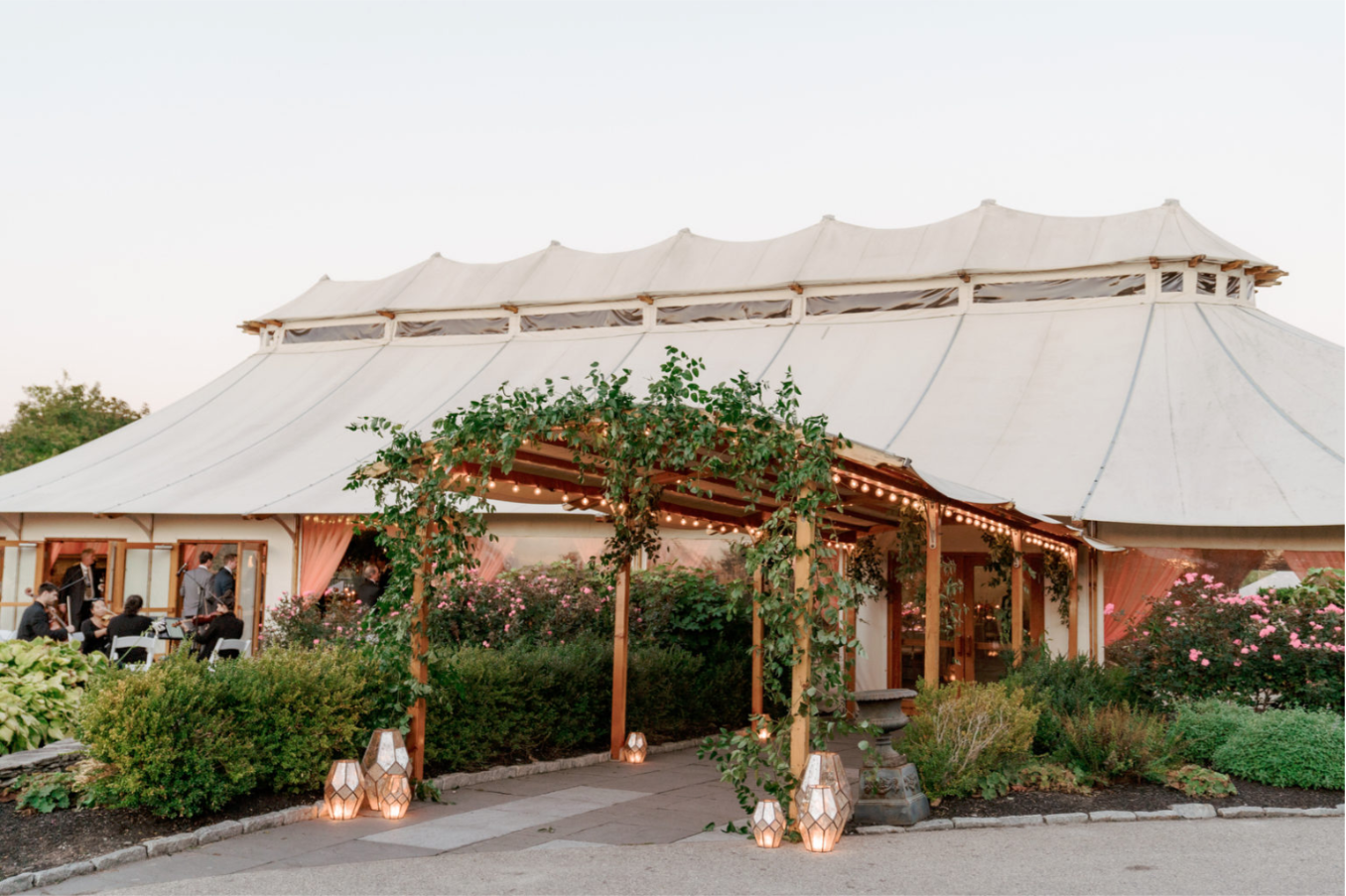 castle hill inn wedding