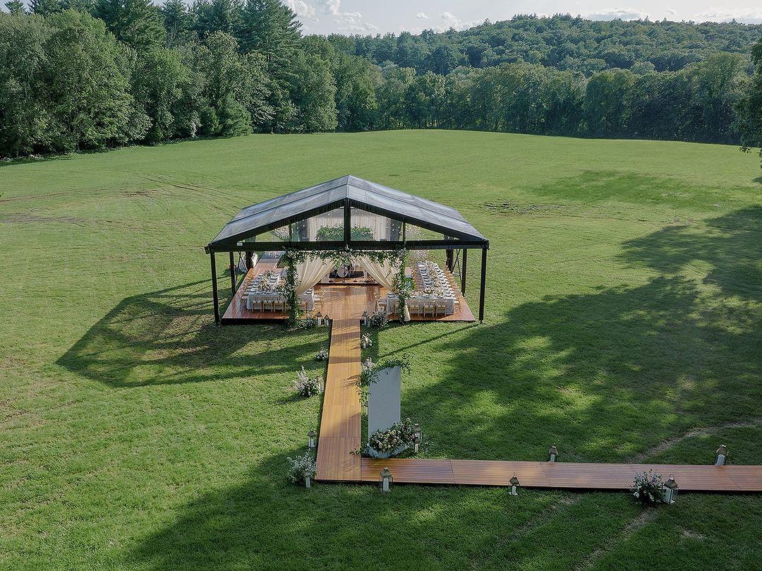 willow hill tent wedding