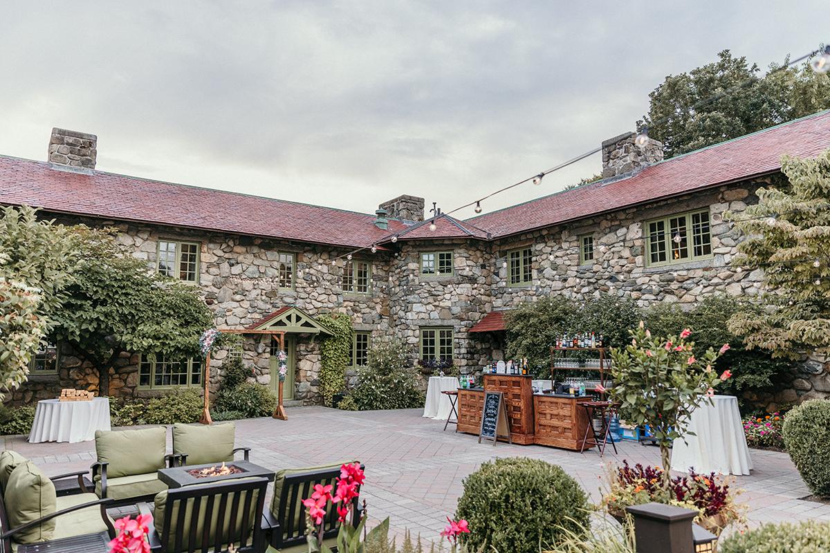 courtyard cocktail hour