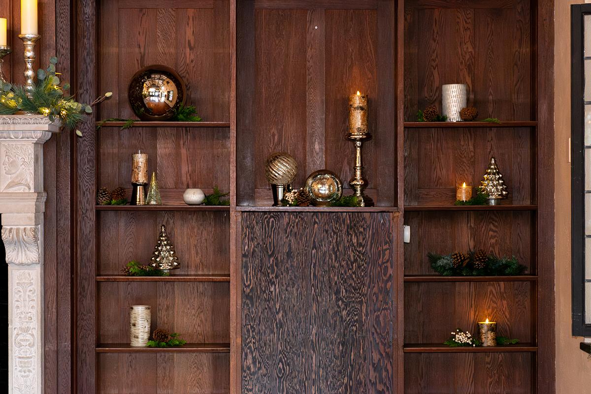 great room shelf decor