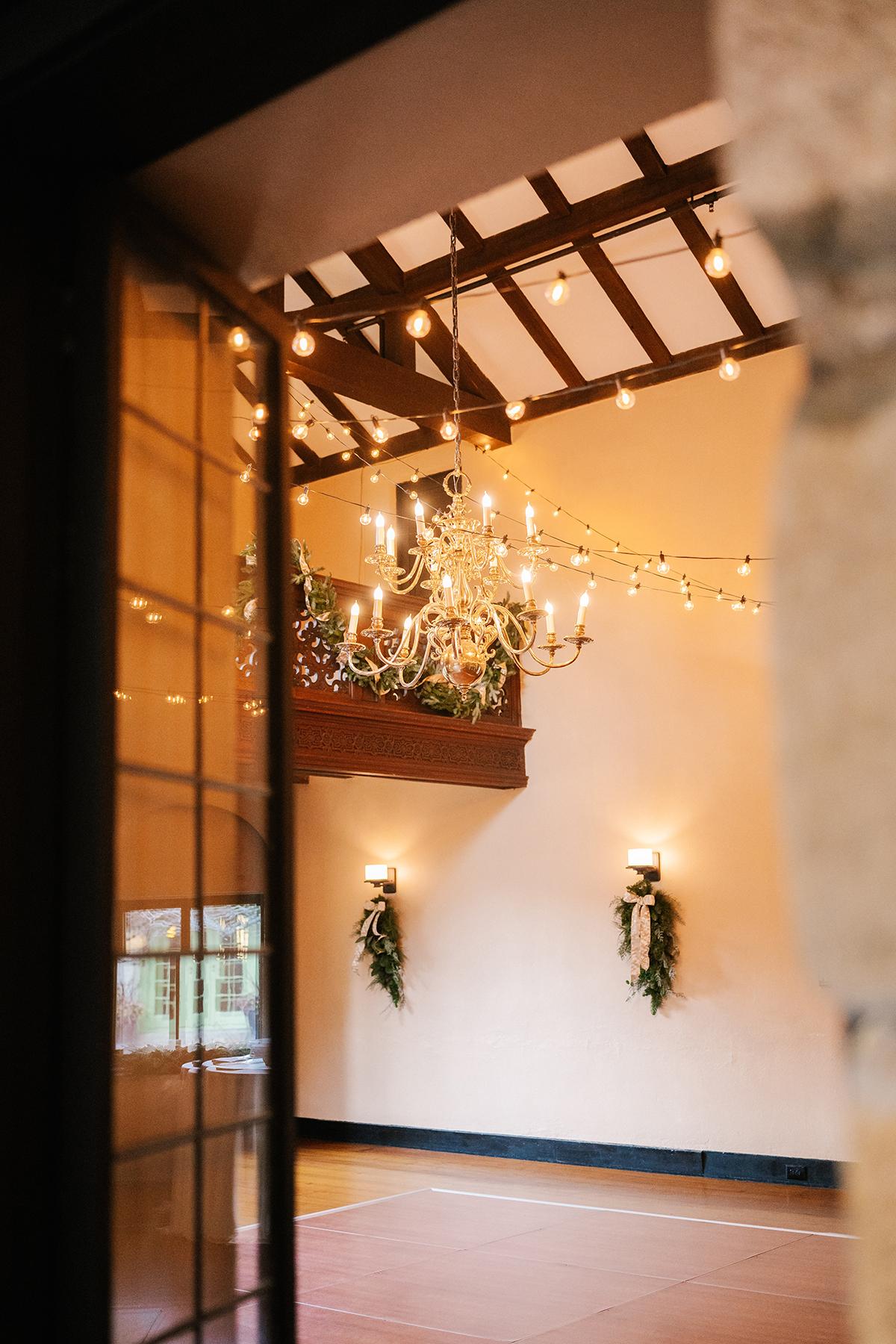 great room holiday decor